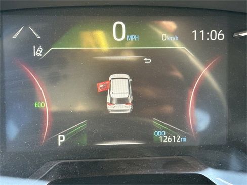 Used 2025 Toyota RAV4 LE image 9