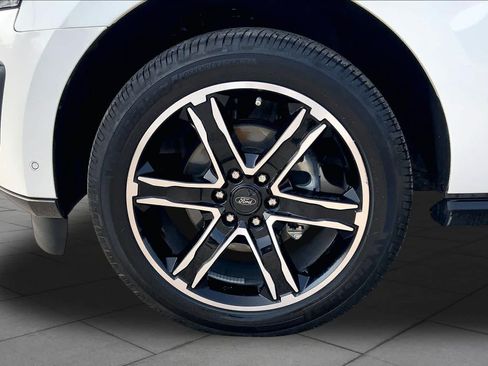 Used 2021 Ford Expedition Limited RWD image 11