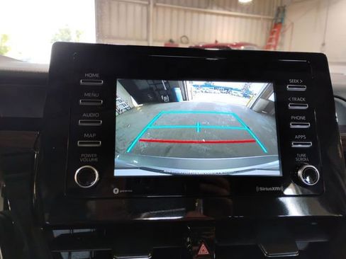 Used 2024 Toyota Camry SE image 39
