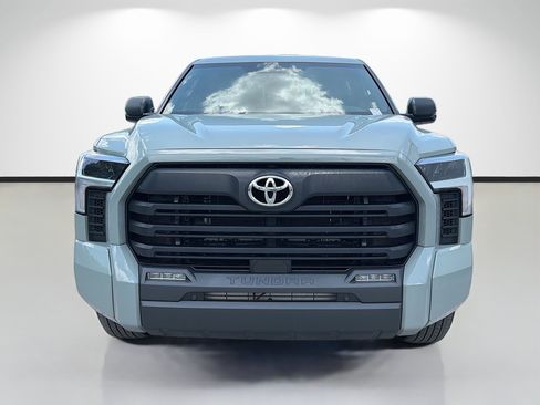 Used 2025 Toyota Tundra SR5 w/ SR5 Convenience Package RWD image 8