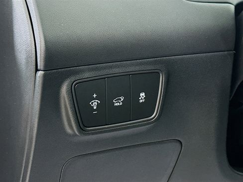 Certified 2024 Hyundai Tucson Limited AWD/4WD image 10