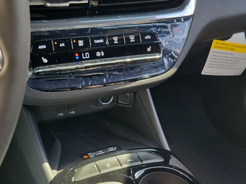 New 2026 Buick Envista Avenir FWD image 30