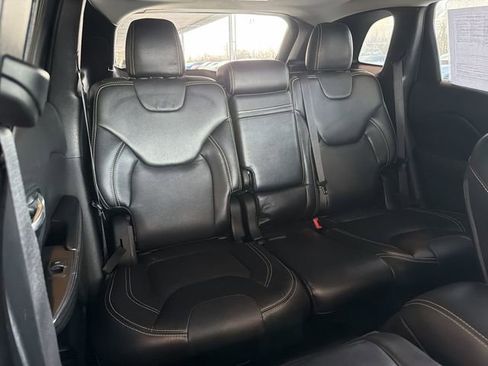 Used 2014 Jeep Cherokee Latitude w/ Comfort/Convenience Group image 16