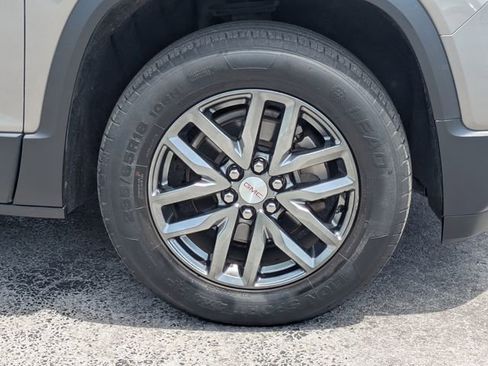 Used 2019 GMC Acadia SLT FWD image 12