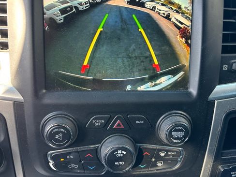 Used 2017 RAM 1500 Big Horn image 12