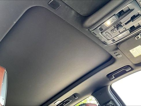 Used 2023 GMC Yukon Denali Ultimate w/ LPO, Floor Liner Package AWD/4WD image 28