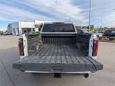 Used 2024 GMC Sierra 2500 AT4 w/ AT4 Premium Plus Package image 14