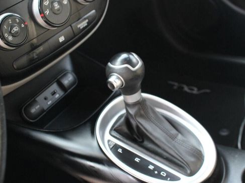 Used 2014 Kia Soul image 18