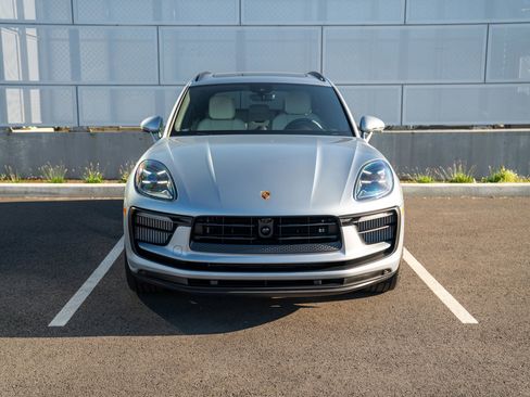 New 2026 Porsche Macan S AWD/4WD image 6