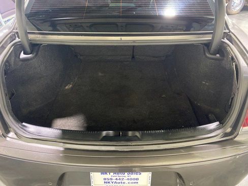 Used 2022 Chrysler 300 Touring L w/ Popular Equipment Group RWD image 14