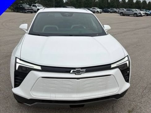 New 2026 Chevrolet Blazer EV LT AWD/4WD image 9