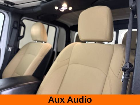 Used 2020 Jeep Gladiator Sport w/ Quick Order Package 24S AWD/4WD image 11