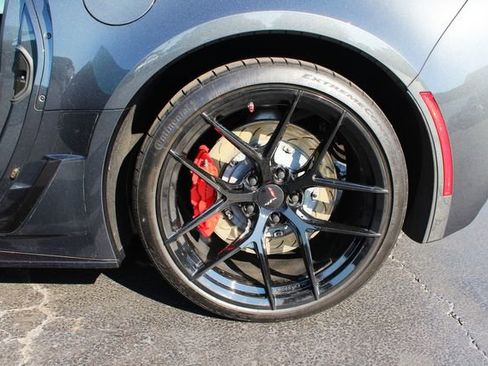 Used 2019 Chevrolet Corvette Grand Sport RWD image 14