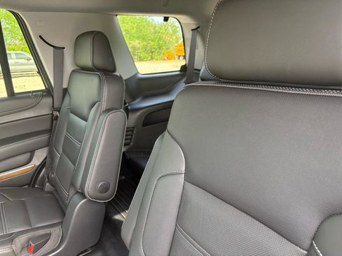 Used 2020 GMC Yukon Denali w/ Denali Ultimate Package AWD/4WD image 38