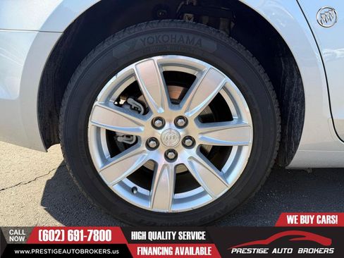 Used 2012 Buick LaCrosse Premium FWD image 17