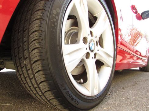 Used 2008 BMW 128i Convertible image 36