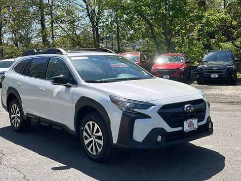 Certified 2025 Subaru Outback Premium AWD/4WD image 3