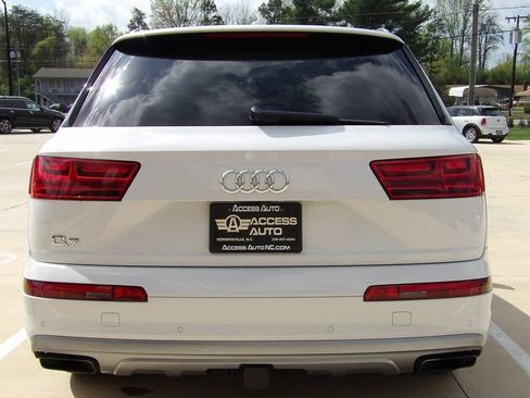 Used 2019 Audi Q7 3.0T Premium Plus w/ Premium Plus Package AWD/4WD image 4