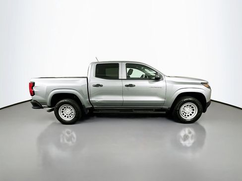 Used 2025 Chevrolet Colorado W/T w/ WT Convenience Package II image 4