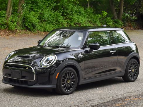 Used 2024 MINI Cooper SE FWD image 9