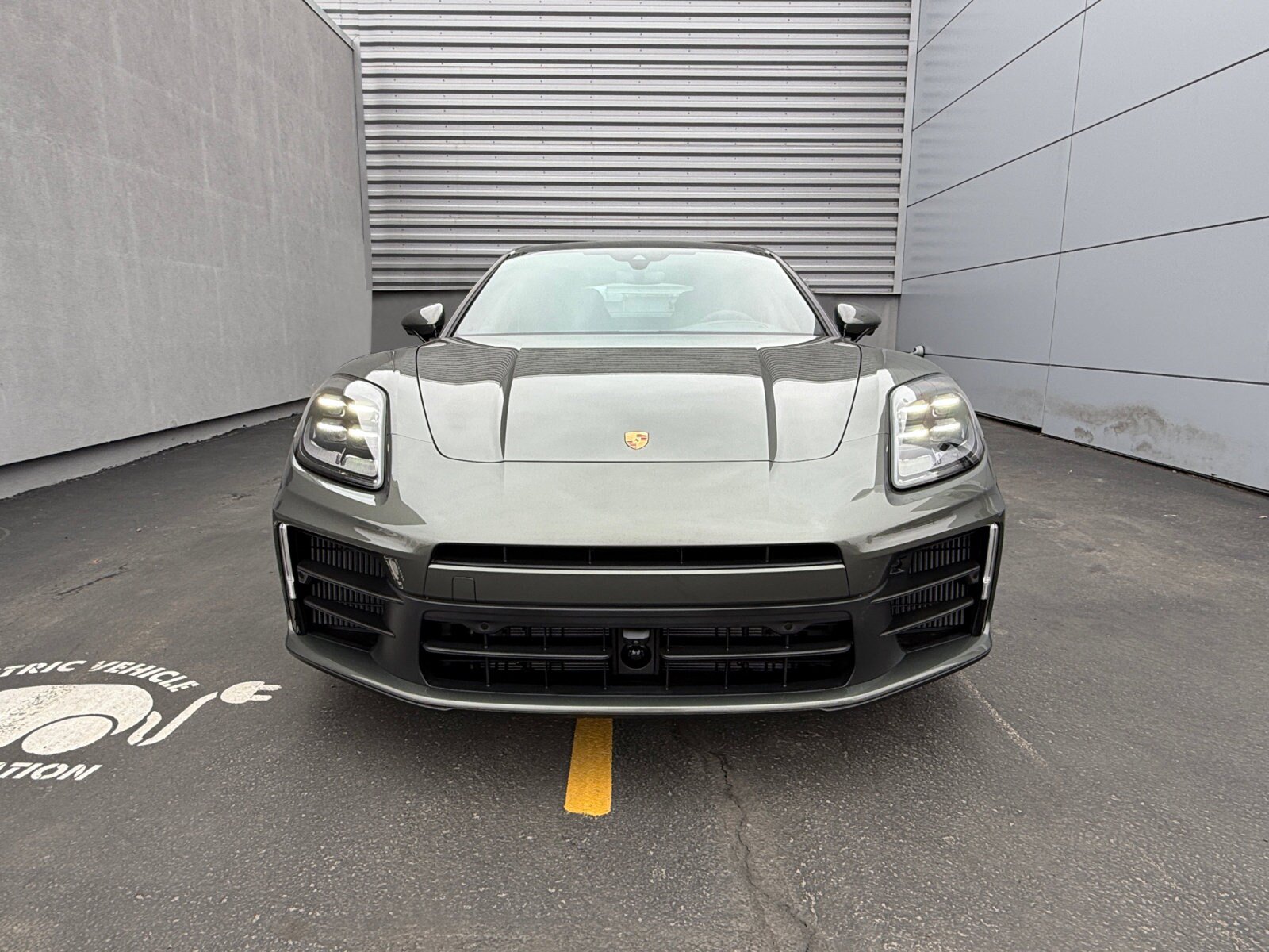 New 2026 Porsche Panamera 4 AWD/4WD image 4