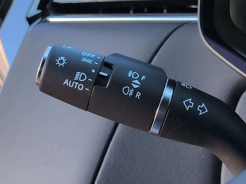 New 2026 Land Rover Range Rover Sport SE image 25