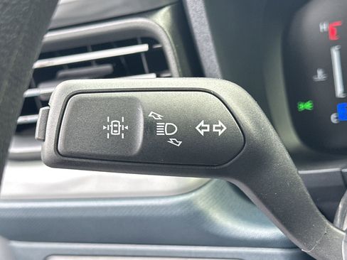 New 2025 Ford Maverick XL image 15