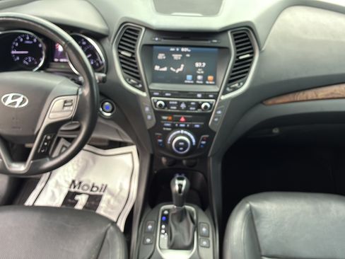 Used 2018 Hyundai Santa Fe Sport FWD image 32