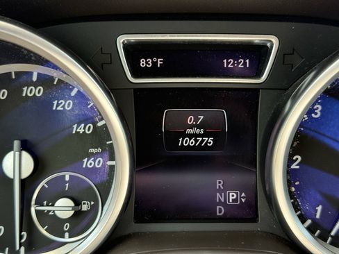 Used 2014 Mercedes-Benz ML 350 BlueTEC 4MATIC image 28