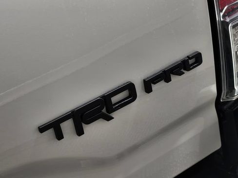 Used 2020 Toyota Tacoma TRD Pro AWD/4WD image 9