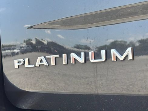 Used 2025 Ford Expedition Max Platinum w/ Driver's Package AWD/4WD image 19