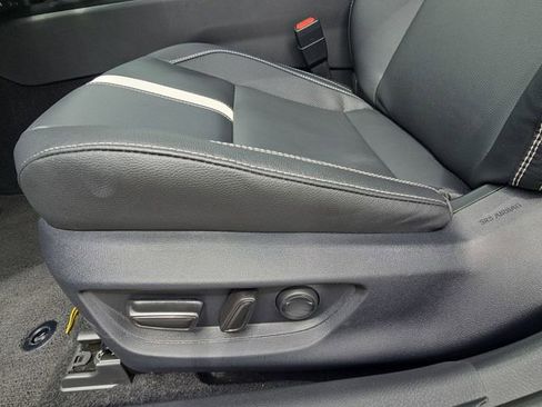 Used 2026 Toyota Camry SE w/ Convenience Package FWD image 29