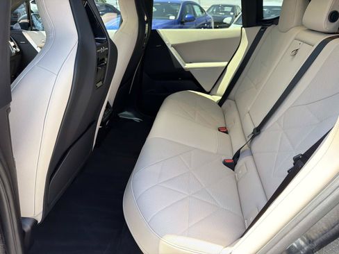 Used 2023 BMW iX xDrive50 w/ Sport Package AWD/4WD image 12