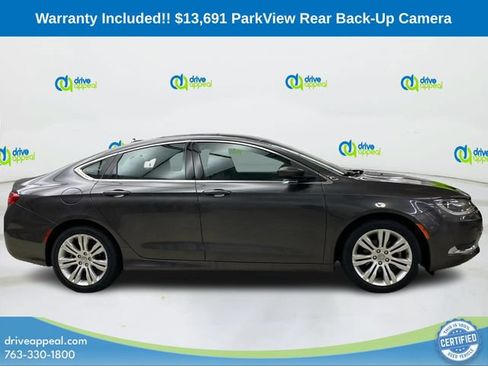 Used 2016 Chrysler 200 Limited w/ Convenience Group FWD image 4