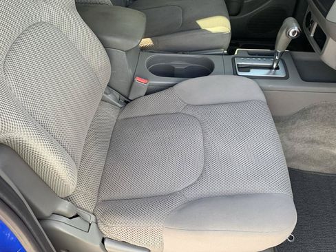Used 2012 Nissan Frontier SV RWD image 14