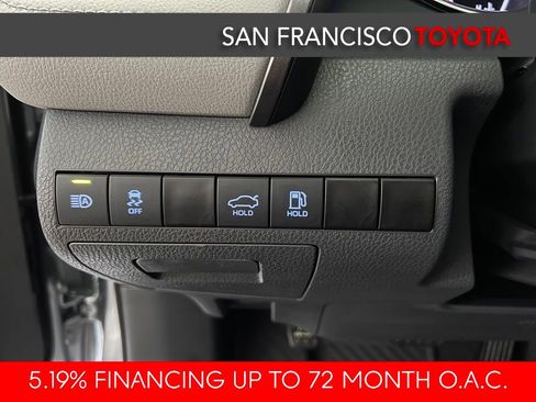 Certified 2023 Toyota Camry LE FWD image 32