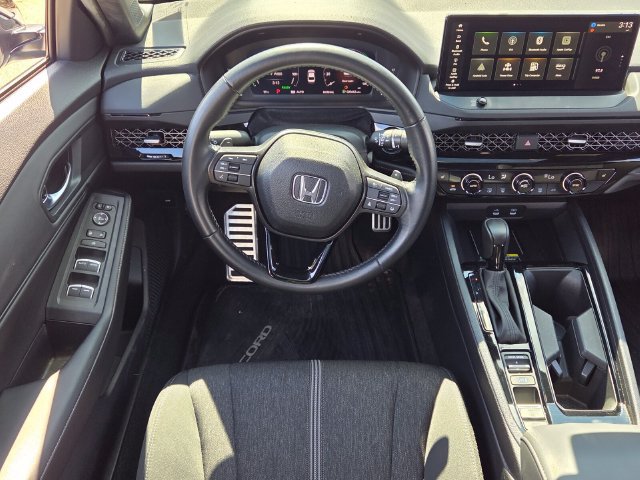 Used 2025 Honda Accord Sport image 7