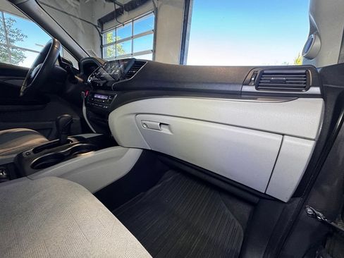 Used 2019 Honda Pilot EX image 50