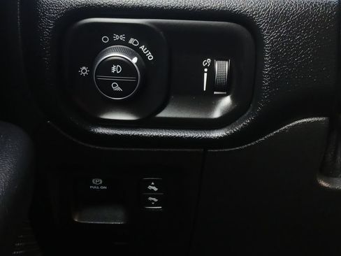 Used 2022 RAM 1500 Lone Star AWD/4WD image 12