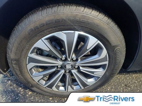 Used 2025 Buick Envision Preferred AWD/4WD image 9