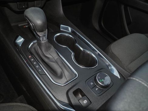Certified 2023 Chevrolet Traverse LT FWD image 14