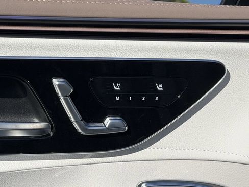 New 2026 Mercedes-Benz EQE 320 4MATIC SUV image 16