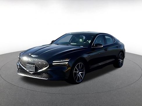 Used 2025 Genesis G70 2.5T AWD/4WD image 2