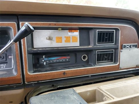 Used 1987 Ford E-350 and Econoline 350 image 13