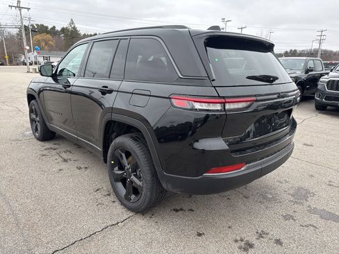 New 2026 Jeep Grand Cherokee Limited image 3