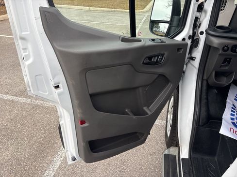 Used 2024 Ford Transit 250 Low Roof w/ Exterior Upgrade Package image 10