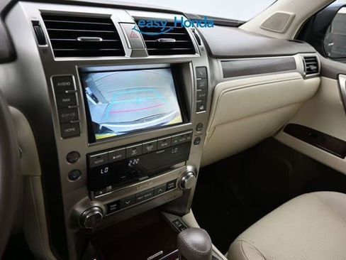 Used 2019 Lexus GX 460 Premium w/ Premium Package AWD/4WD image 12