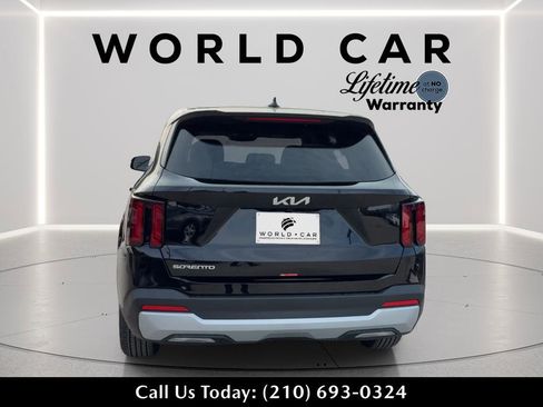 New 2026 Kia Sorento LX image 4
