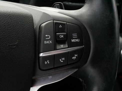 Used 2020 Ford Explorer Platinum w/ Premium Technology Package AWD/4WD image 26