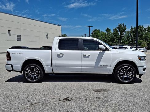 Used 2021 RAM 1500 Laramie AWD/4WD image 10